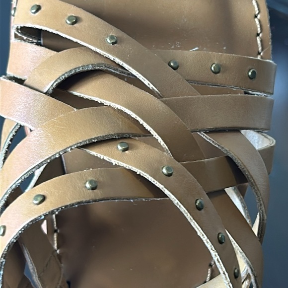 Franco Sarto Crisscross Leather Strappy Studded Flats Sandals Women size 6 - Picture 12 of 16